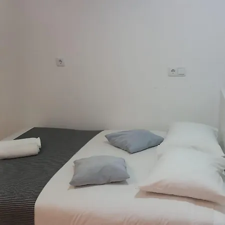 Bernardim Ribeiro - 5ª Andar Accommodatie bij particulieren *
