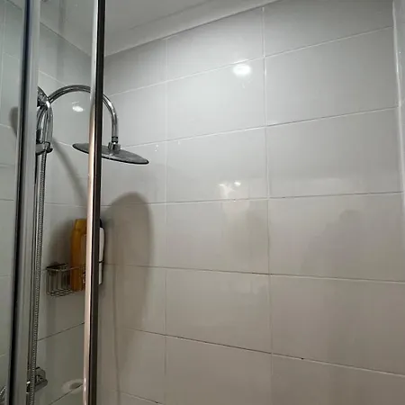 Habitación en casa particular Bernardim Ribeiro - 5ª Andar Lisboa