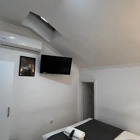 Apartamento Bernardim Ribeiro - 5ª Andar 리스본