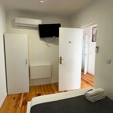 Apartamento Bernardim Ribeiro - 5ª Andar Habitación en casa particular