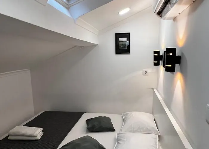 Kwatera prywatna Apartamento Bernardim Ribeiro - 5ª Andar Lizbona