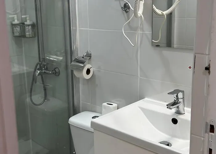 Apartamento Bernardim Ribeiro - 5ª Andar Alloggio in famiglia Lisbona