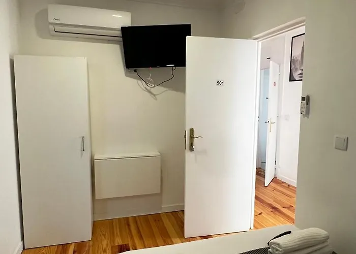 Apartamento Bernardim Ribeiro - 5ª Andar Kwatera prywatna